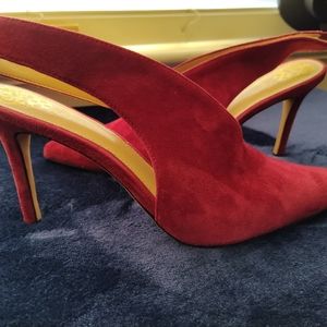 Sexy slingback pump, NIB